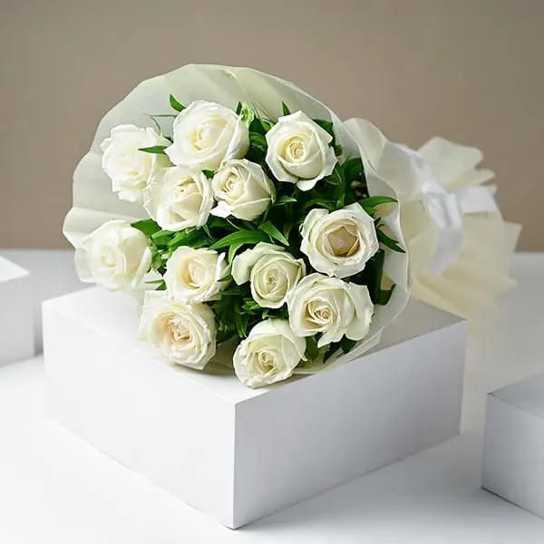 FlowerAura Premium Fresh Live Flower Bouquet of Enchanting 12 White Roses In Wrapping Paper Gift For Birthday | Anniversary | Love | Home Decor | Fathers Day Gift For Dad (Same Day — Linkbiz SmartDeal's