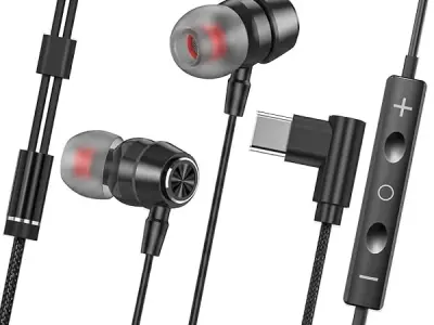 USB C Headphones Wired Ear Buds for Apple/Android, 90° Angled Plug in USBC Wire Earbuds Corded Type C Earphones with Microphone for iPhone 17 17e 16 16e 15 Pro Max Air for Samsung