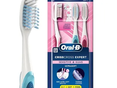 Oral-B Criss Cross Sensitive Ultrathin Soft Manual Toothbrush For Adults, Ultra Soft Bristles For Sensitive Teeth and Gums, Multicolour, Oral B Dentist Recommended Brand(Buy 2 Get