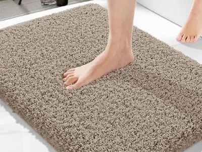 Amazon Brand - Solimo Premium Anti-Slip Microfibre Bathmat - 60cm x 40cm, Light Taupe