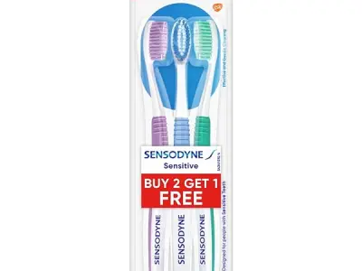 Sensodyne Toothbrush: Sensitive manual tooth brush with soft rounded bristles for adults, 3 pieces (Multicolor)