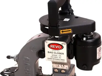 Revo Bag Closer Sewing Machine With Auto Oil System, Black |Electric