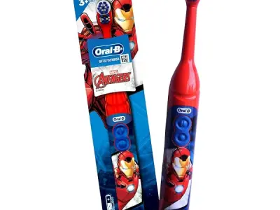 Oral-B Kids Iron Man Battery Electric Toothbrush, 90 Day Battery, 2 Year Warranty by Oral-B, IPX7 Water Resistant, Soft Bristles, Removes 100% More Plaque, 3+ Years