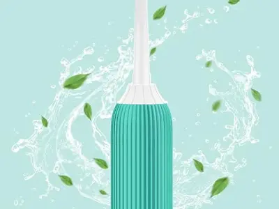 ELECTOMANIA ® 500ML Plastic Retractable Handheld Bidet Portable of Antislip, Bidet Angled Nozzle Spray with Travel Bag (Green)