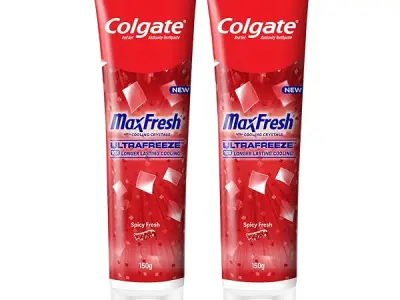 Colgate Max Fresh Toothpaste, Red Gel Paste with Menthol For Tooth Decay Prevention, Cavity Protection, Gum Protection, Whitening, Eliminates Bad Breath (300g, 150g X 2, Spicy Fres