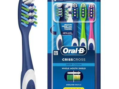 Oral-B Criss Cross Deep Clean Medium Bristles Manual Toothbrush For Adults,Tongue Cleaner, Multicolour Tooth Brush Set, Oral B Dentist Recommended Brand (Family Pack of 4)